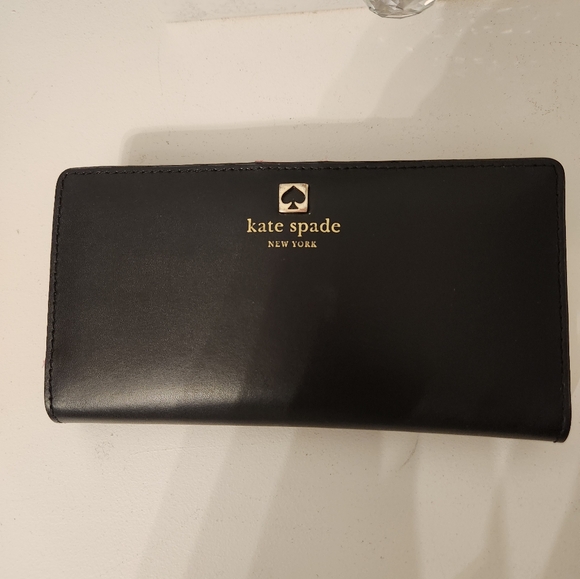 Kate Spade Slim Bifold Wallet - Picture 1 of 4